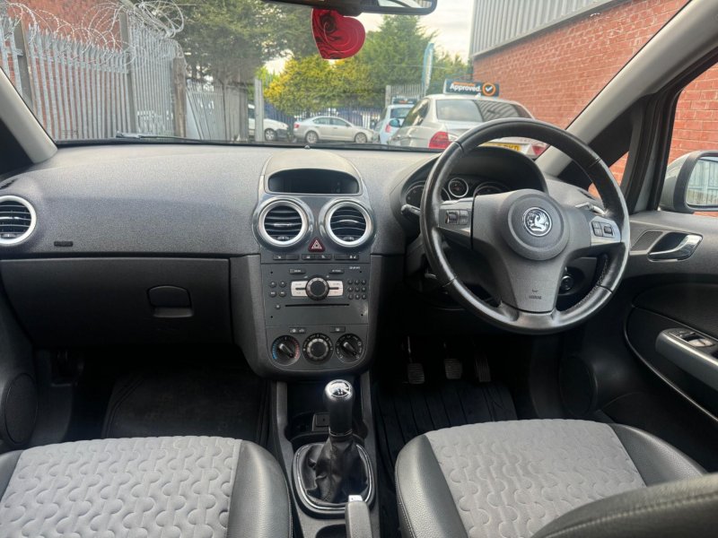 VAUXHALL CORSA