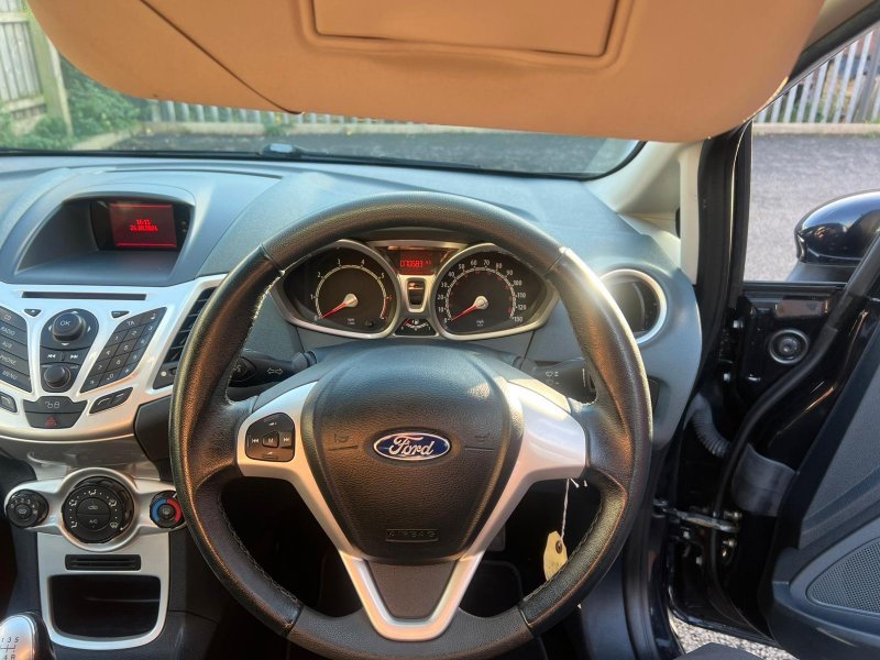 FORD FIESTA