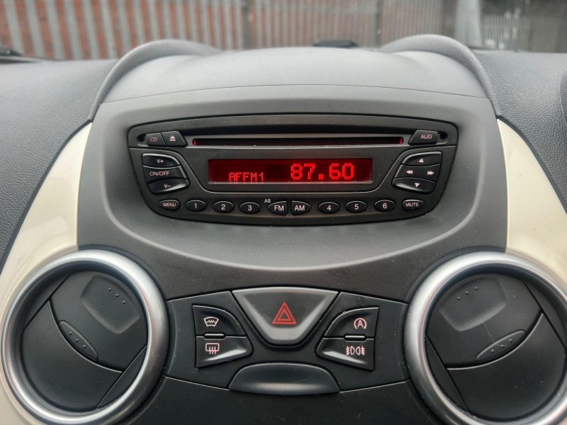 FORD KA