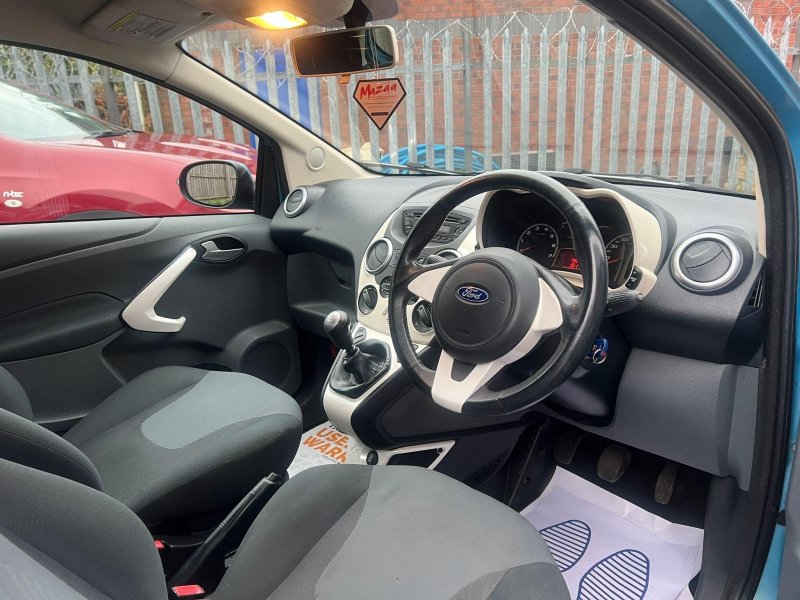 FORD KA