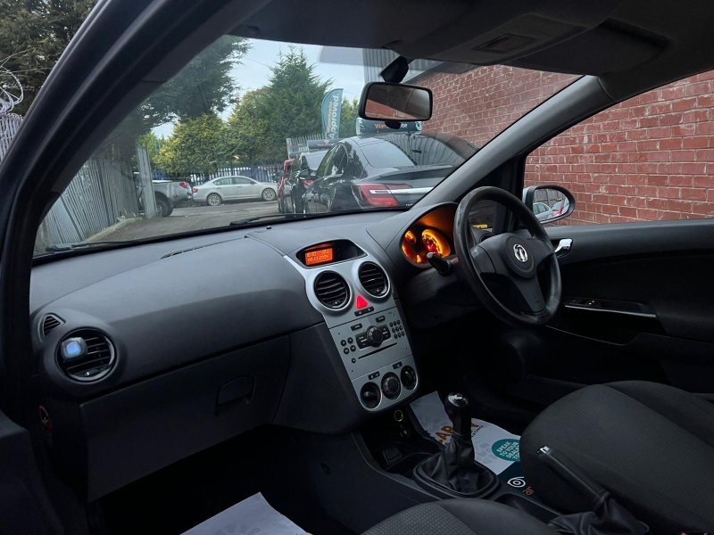 VAUXHALL CORSA
