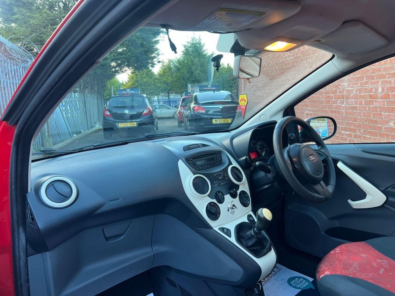 FORD KA