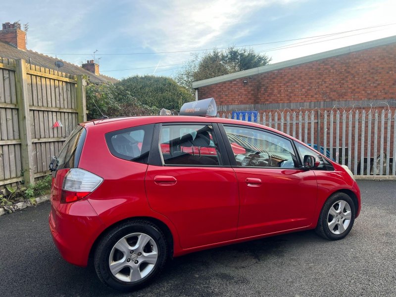 HONDA JAZZ