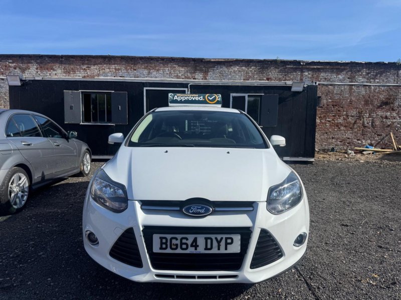 FORD FOCUS 1.6 TDCi Titanium Navigator Euro 5 (s/s) 5dr